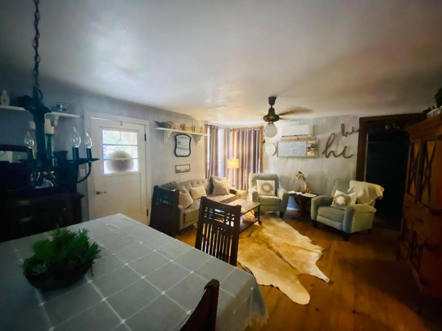 Cottage With Hot Tub And Pool Bandera, Tx. 외부 사진